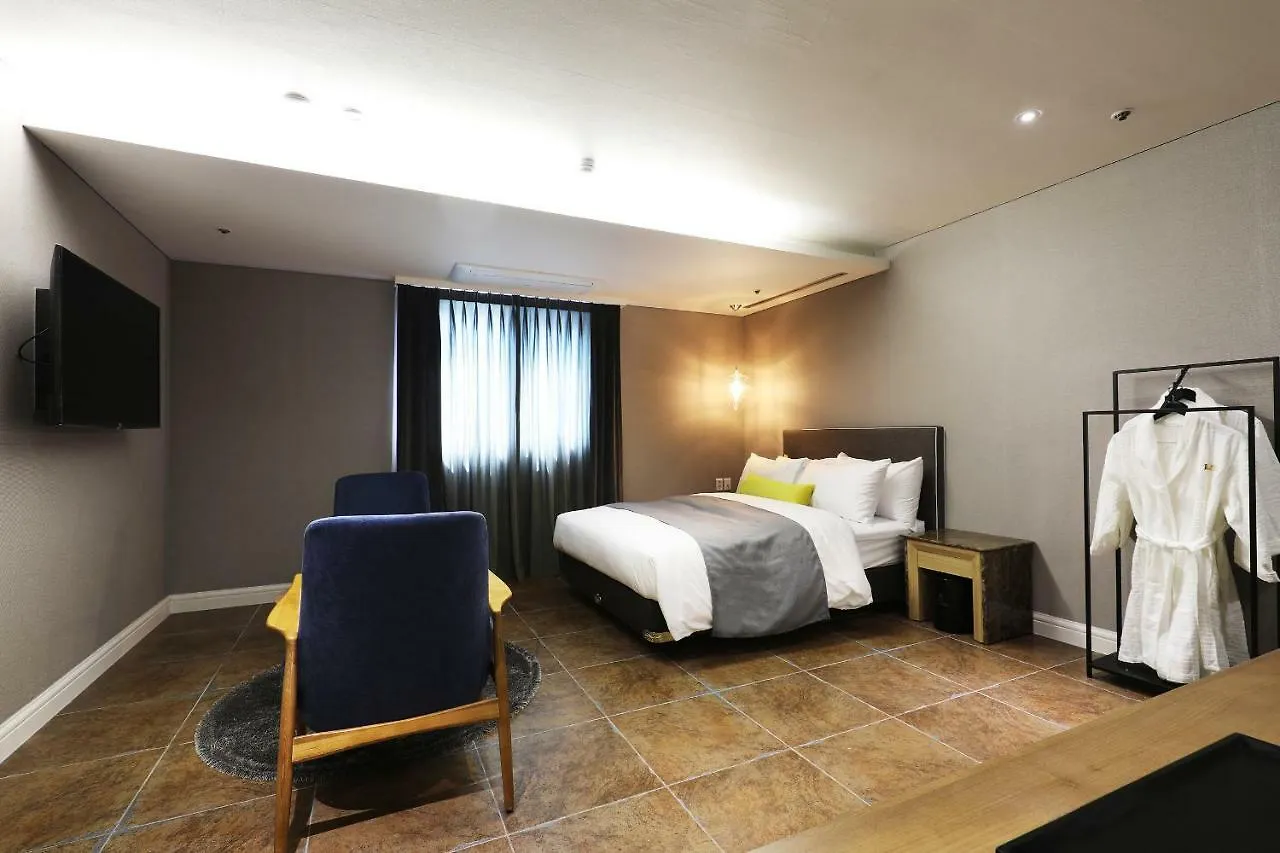 Hotel Elle Inn Seoul 2*,  South Korea